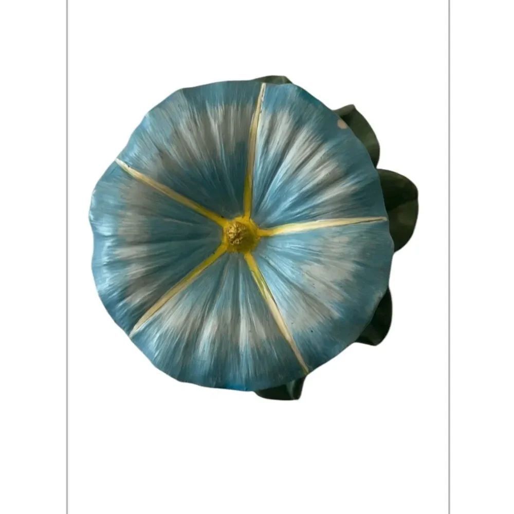 Vintage resin Morning glory hinged trinket box blue w/gold trim small chip GVC
